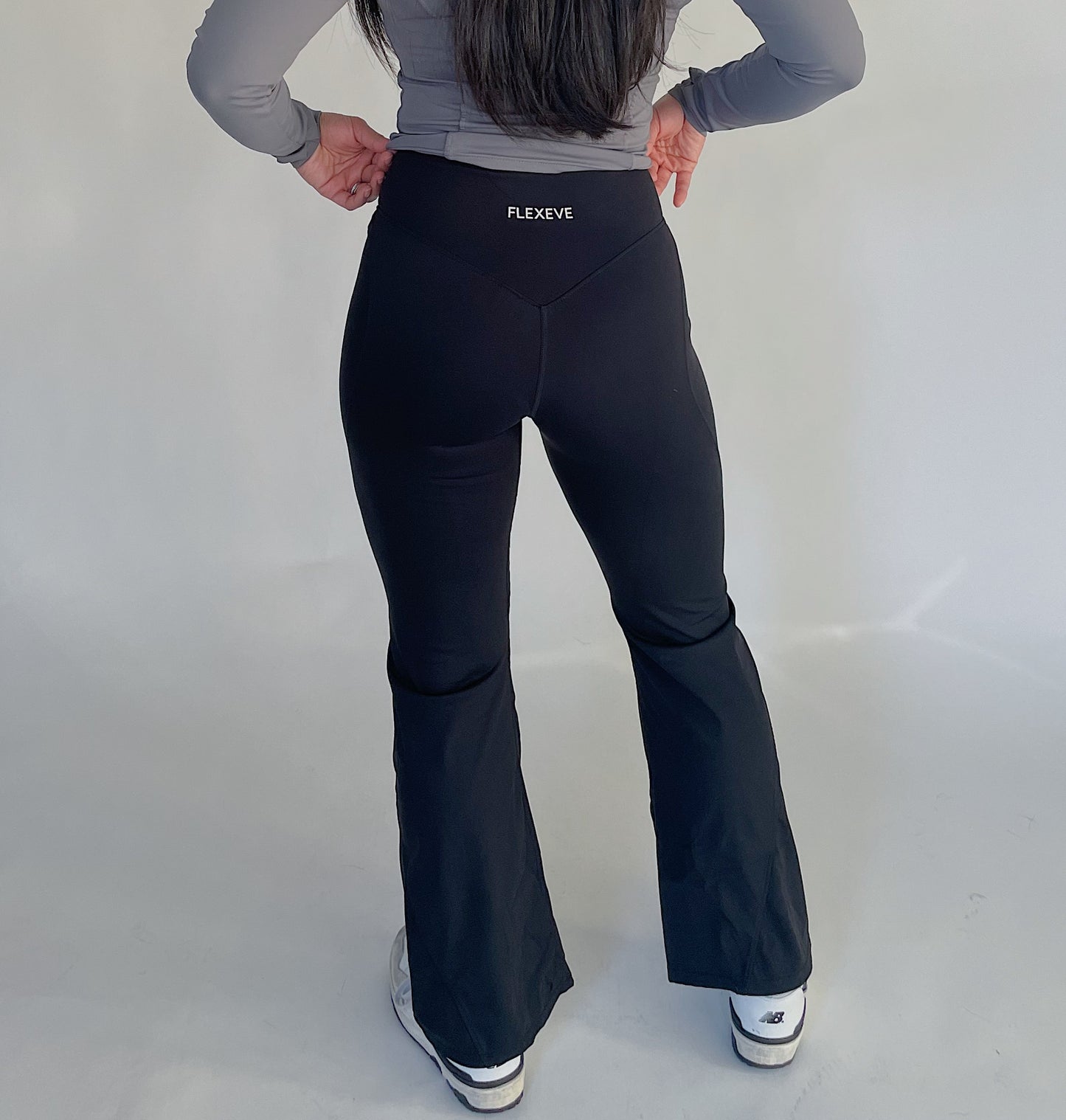 Great Mercy - Flare Leggings in Black