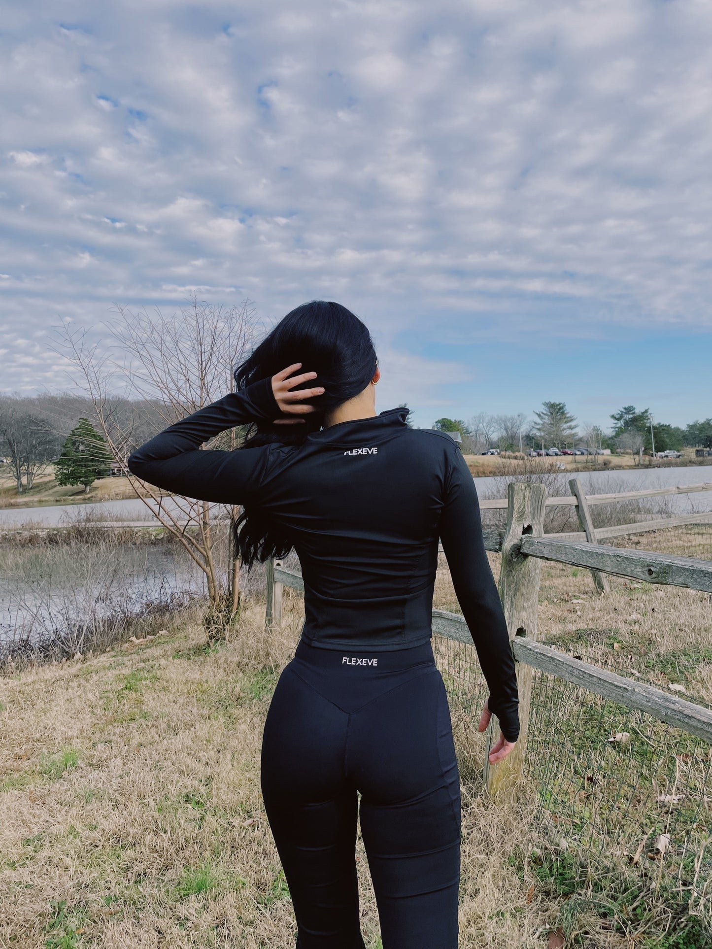 Great Mercy - Flare Leggings in Black