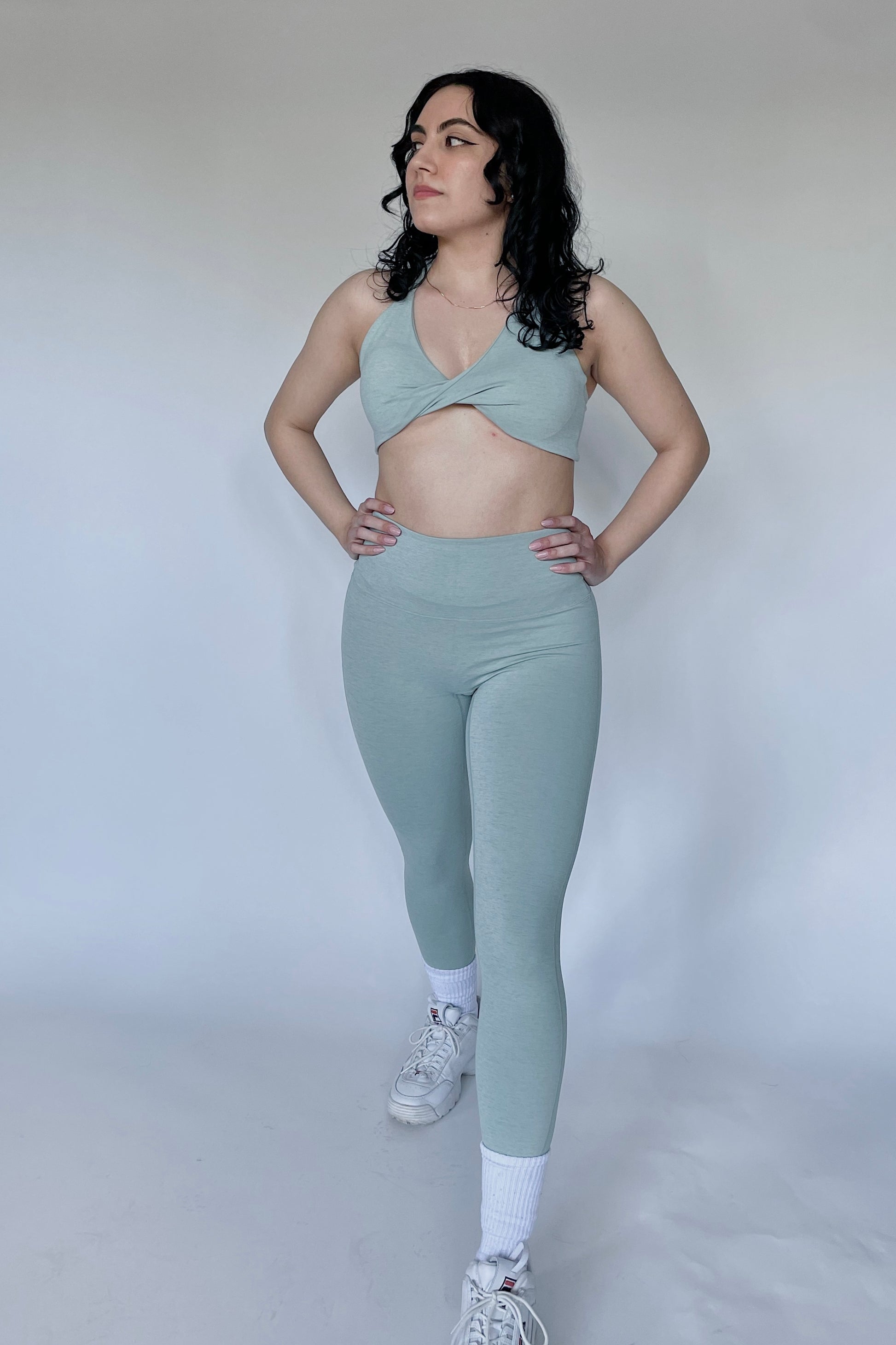 Perseverance - Leggings in Green Lily