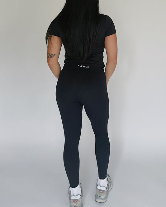 Imperishable - Leggings in Black