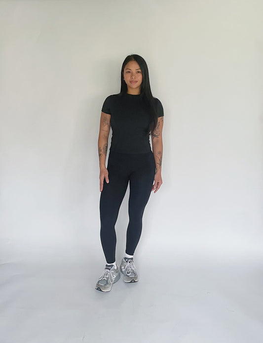 Imperishable - Leggings in Black