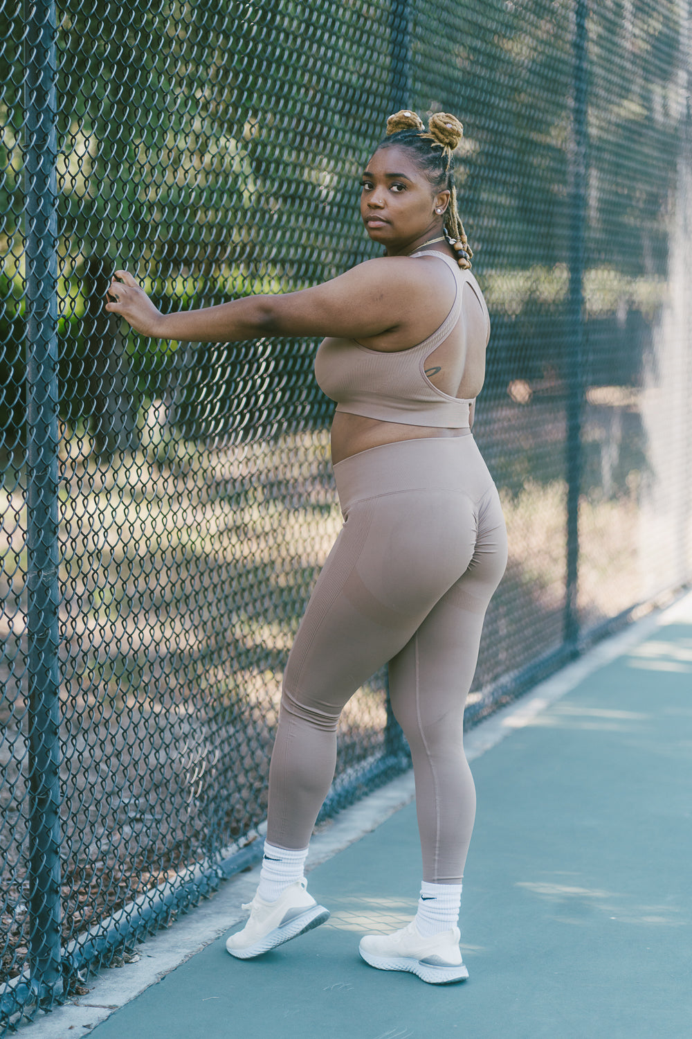 Mocha- Seamless Leggings in tan